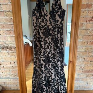 Lovers + Friends Black lace overlay formal Dress
